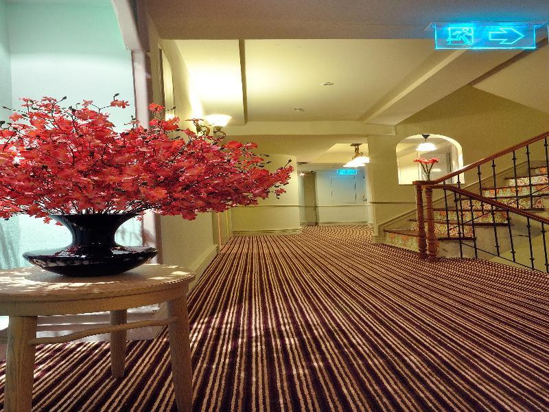 La Petite Salil Sukhumvit 11 מלון בנגקוק